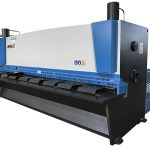 Stroj za rezanje giljotina